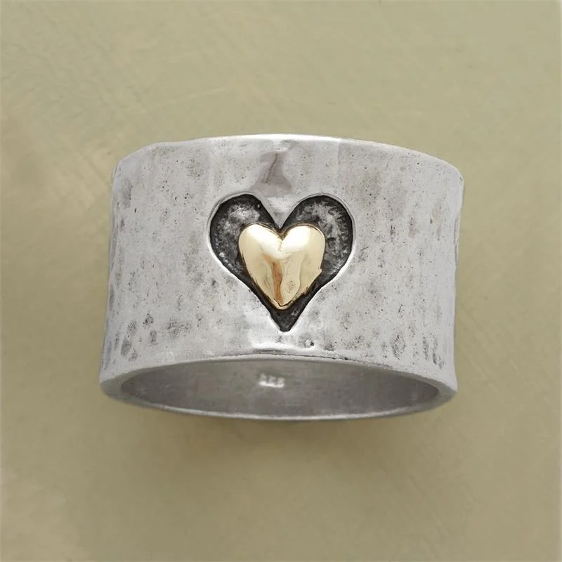 Vintage Hart Ring